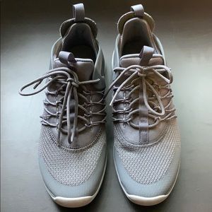 Nike Free Viritous Sneakers